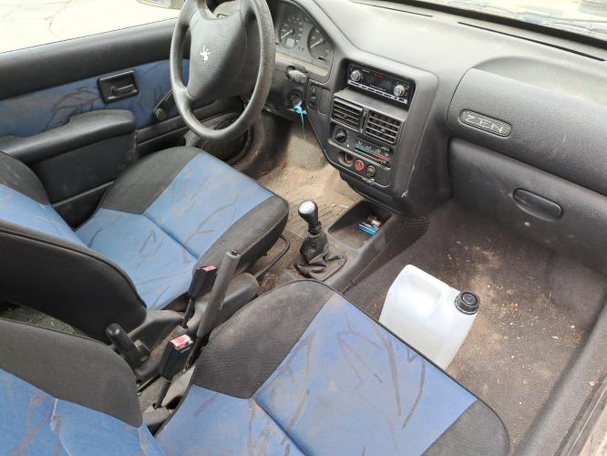 Image Retroviseur droit - PEUGEOT 106