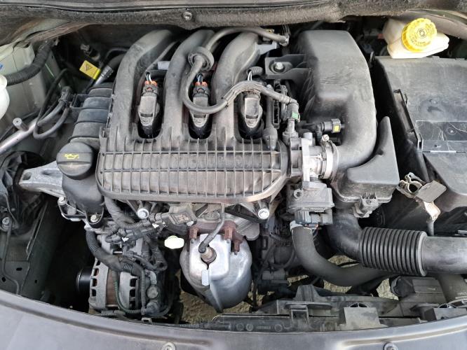 Image Ecran GPS - PEUGEOT 208 1