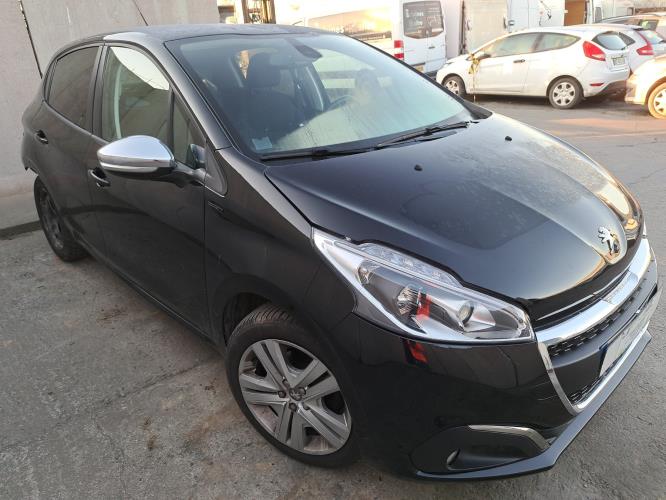 Image Ecran GPS - PEUGEOT 208 1
