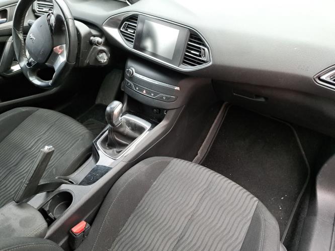 Image Feu diurne avant gauche - PEUGEOT 308 2 SW