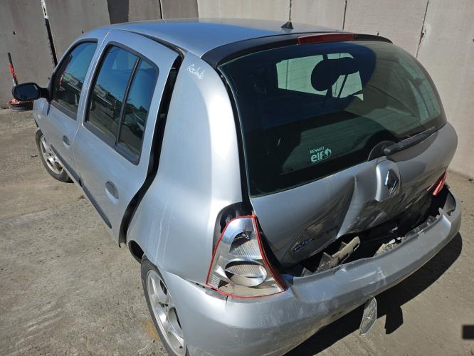 Image Autoradio d'origine - RENAULT CLIO 2 CAMPUS