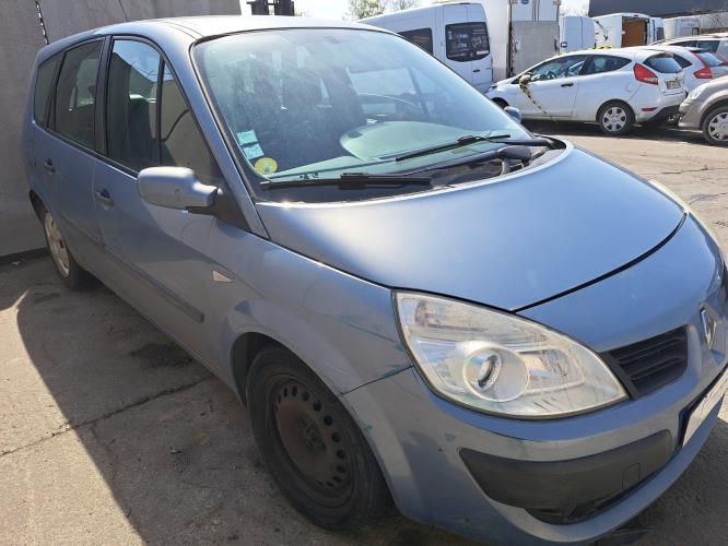 Image Feu arriere principal droit (feux) - RENAULT GRAND SCENIC 2
