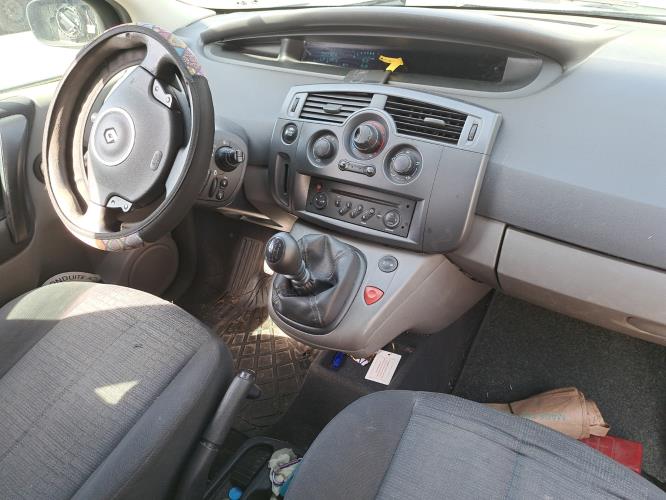 Image Feu arriere principal droit (feux) - RENAULT GRAND SCENIC 2