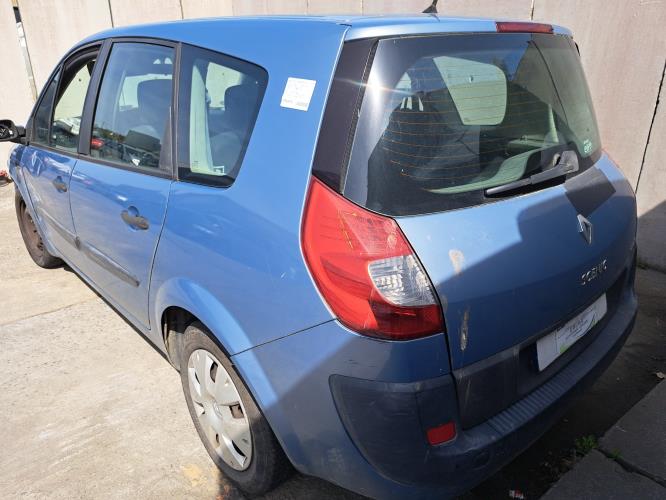 Image Feu arriere principal droit (feux) - RENAULT GRAND SCENIC 2