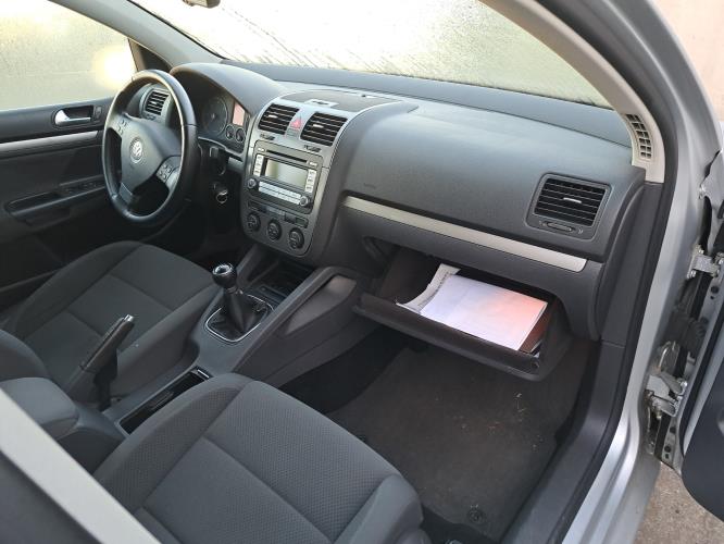 Image Plage arriere - VOLKSWAGEN GOLF 5