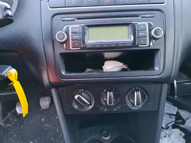 Image Capot - VOLKSWAGEN POLO 5