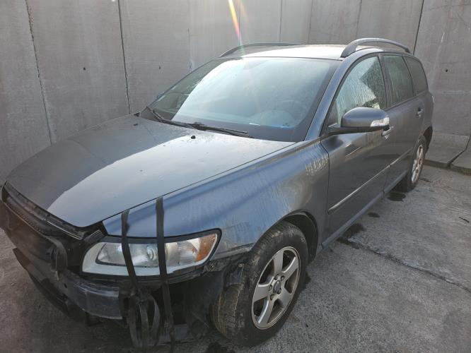 Image Pare choc arriere - VOLVO V 50