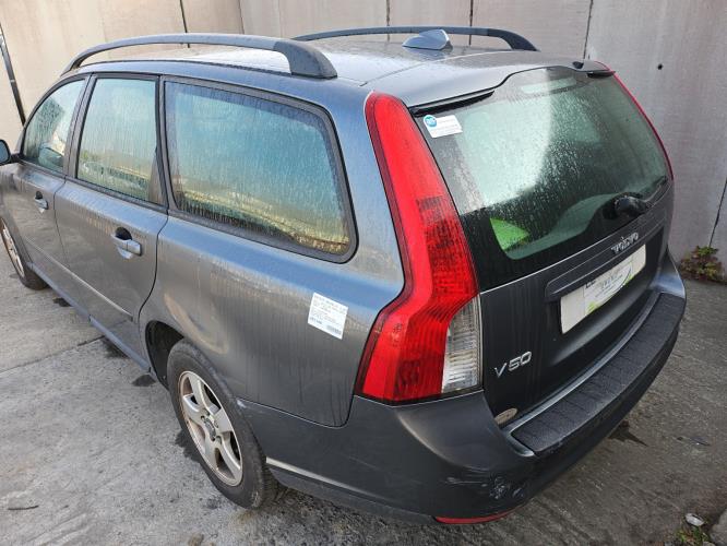Image Pare choc arriere - VOLVO V 50