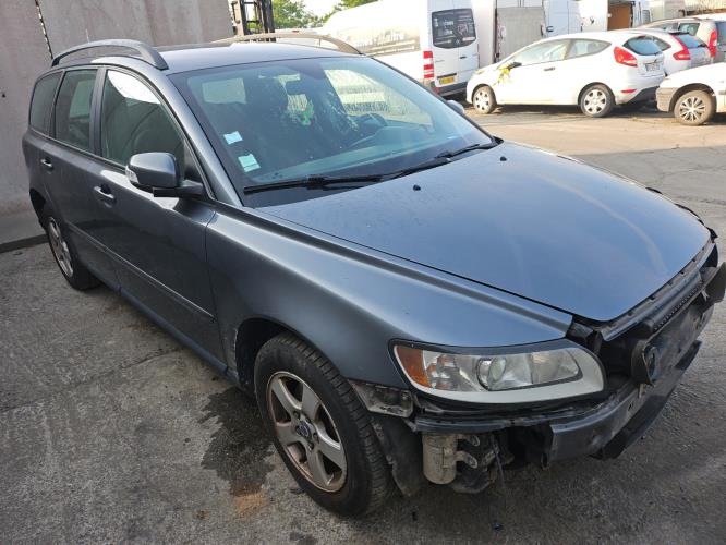 Image Pare choc arriere - VOLVO V 50