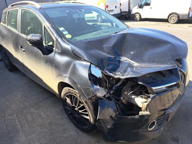 Image Interrupteur de leve vitre avant gauche - RENAULT CLIO 4