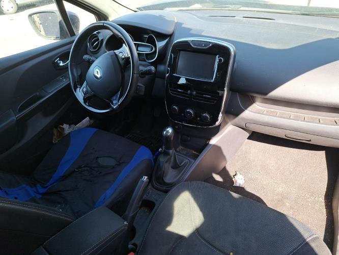 Image Interrupteur de leve vitre avant gauche - RENAULT CLIO 4
