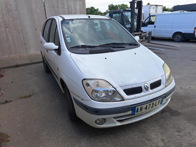 Image Pare choc avant - RENAULT SCENIC 1