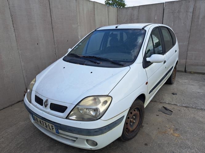 Image Pare choc avant - RENAULT SCENIC 1