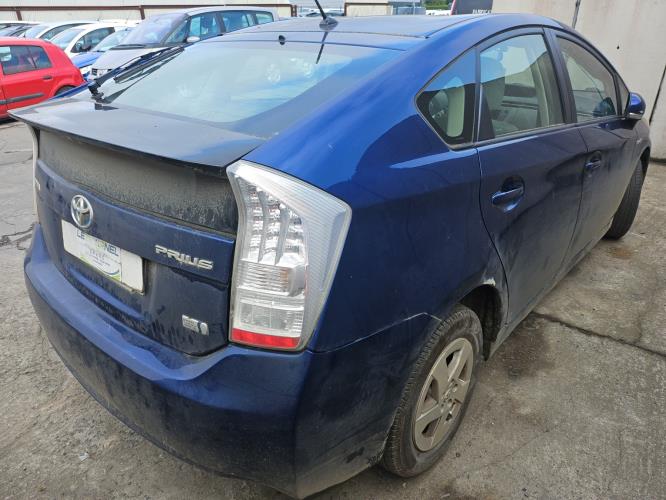 Image Capot - TOYOTA PRIUS 3