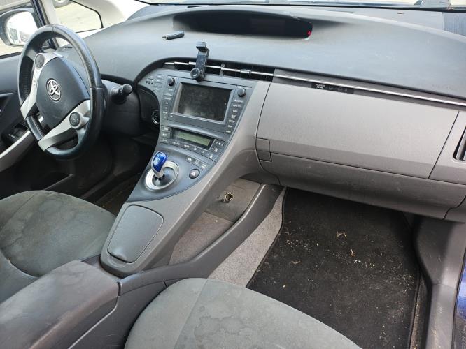 Image Capot - TOYOTA PRIUS 3