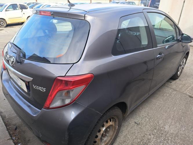 Image Retroviseur droit - TOYOTA YARIS 3