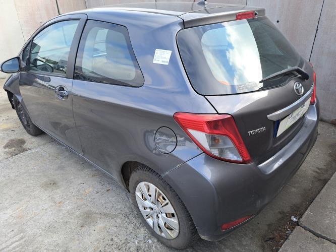 Image Retroviseur droit - TOYOTA YARIS 3