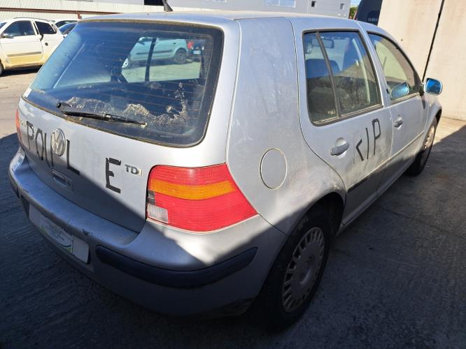 Image Feu arriere principal gauche (feux) - VOLKSWAGEN GOLF 4