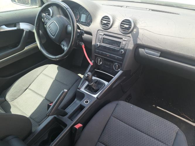 Image Malle/Hayon arriere - AUDI A3 2