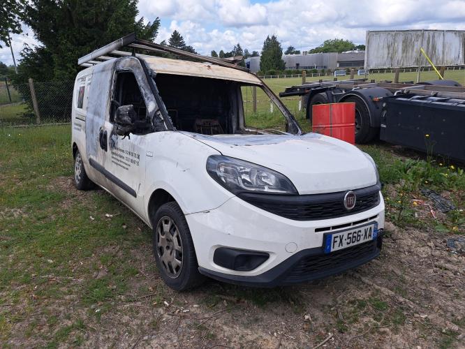 Image Porte de coffre droit - FIAT DOBLO 2