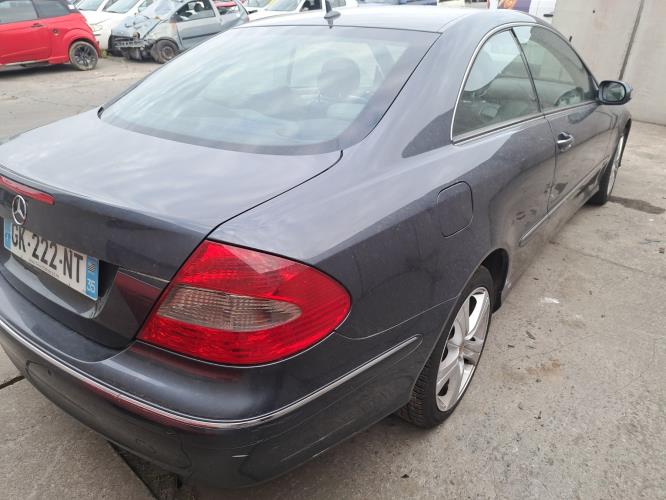 Image Capot - MERCEDES CLASSE CLK 209