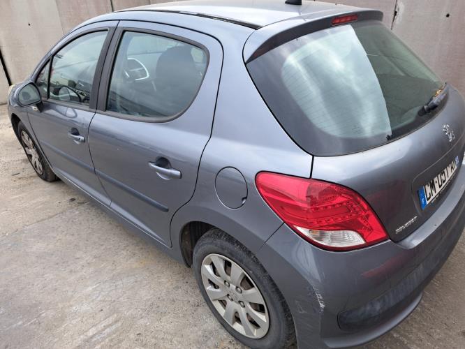 Image Feu arriere principal gauche (feux) - PEUGEOT 207