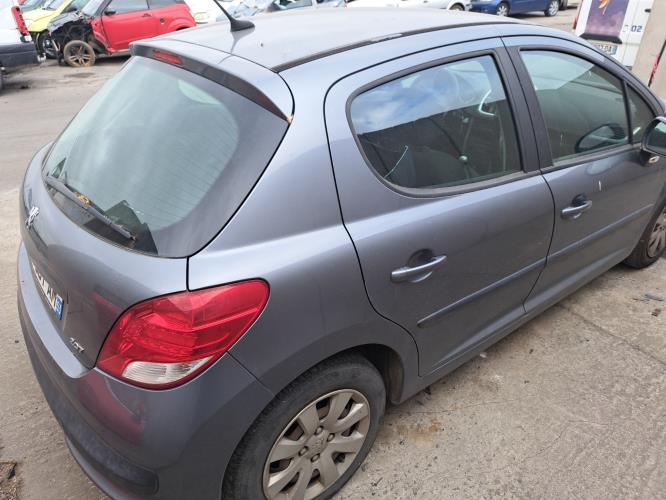 Image Feu arriere principal gauche (feux) - PEUGEOT 207