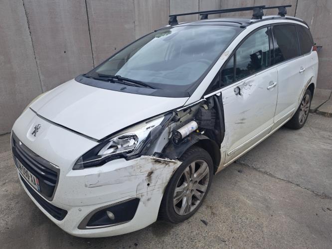 Image Feu arriere principal droit (feux) - PEUGEOT 5008 1