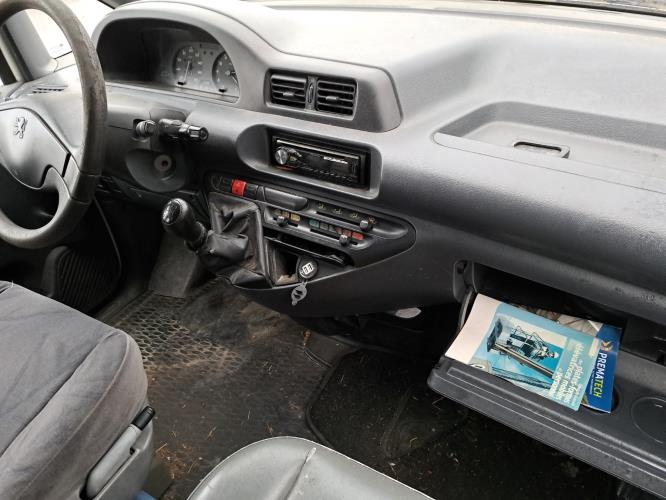 Image Pare choc avant - PEUGEOT EXPERT 1