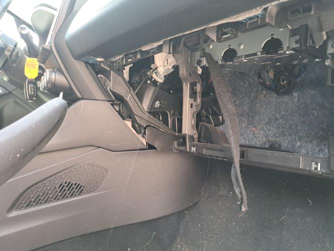 Image Feu arriere secondaire droit (feux) - RENAULT CLIO 5