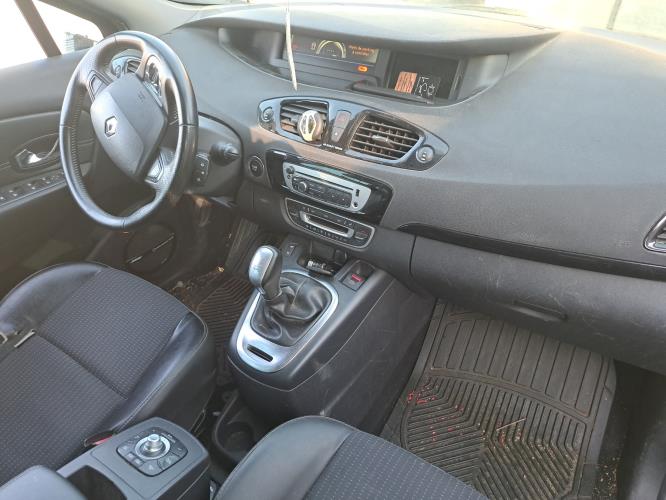Image Attelage (boule de remorquage) - RENAULT GRAND SCENIC 3