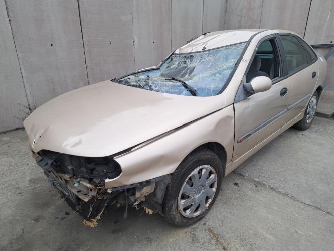 Image Feu arriere principal gauche (feux) - RENAULT LAGUNA 1