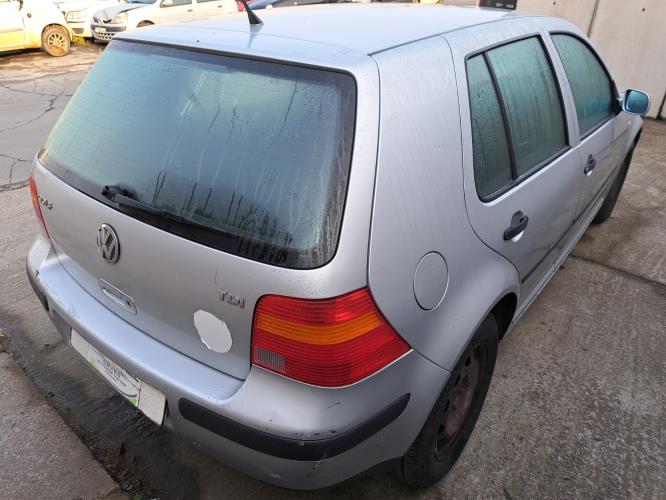 Image Porte avant droit - VOLKSWAGEN GOLF 4