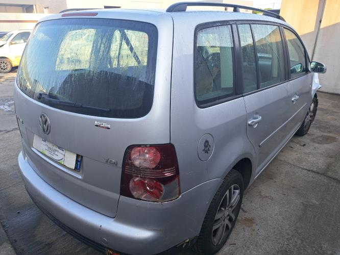 Image Autoradio d'origine - VOLKSWAGEN TOURAN 1