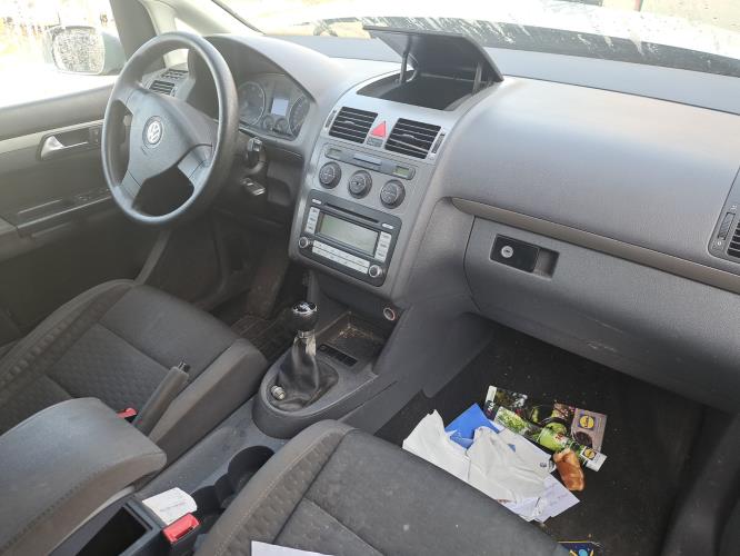 Image Autoradio d'origine - VOLKSWAGEN TOURAN 1
