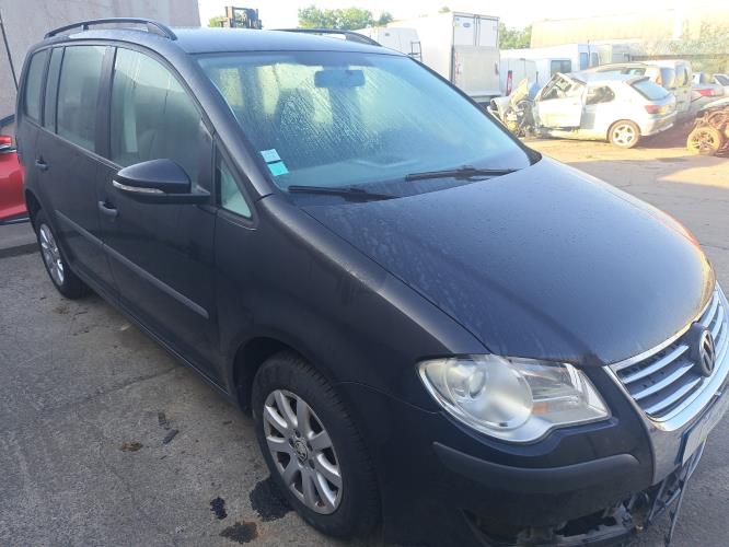 Image Capot - VOLKSWAGEN TOURAN 1