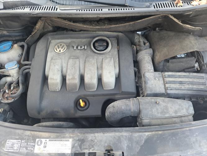 Image Capot - VOLKSWAGEN TOURAN 1