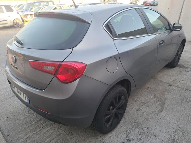Image Retroviseur gauche - ALFA ROMEO GIULIETTA 2