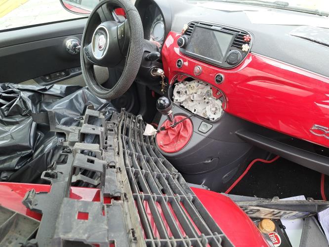 Image Plage arriere - FIAT 500 2