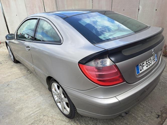 Image Autoradio d'origine - MERCEDES CLASSE C 203 COUPE SPORT