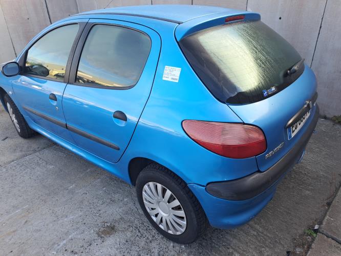 Image Interrupteur de leve vitre avant gauche - PEUGEOT 206