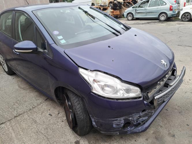 Image Roue de secours - PEUGEOT 208 1