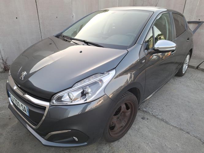 Image Ecran GPS - PEUGEOT 208 1