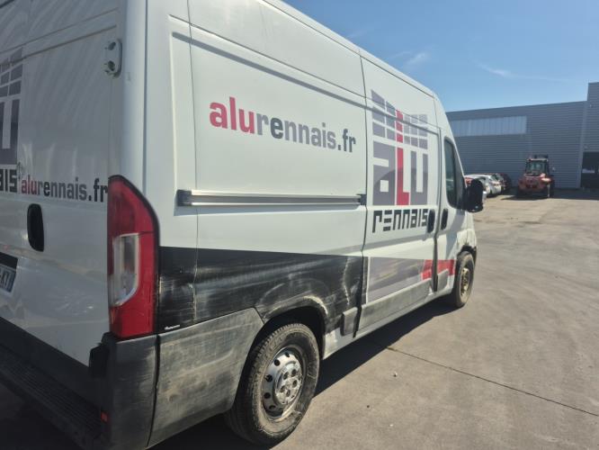 Image Pare chocs centrale arriere (utilitaire) - PEUGEOT BOXER 3