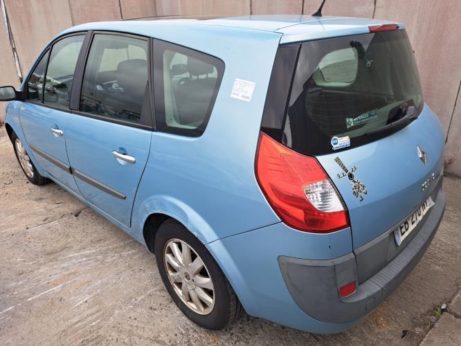 Image Autoradio d'origine - RENAULT GRAND SCENIC 2