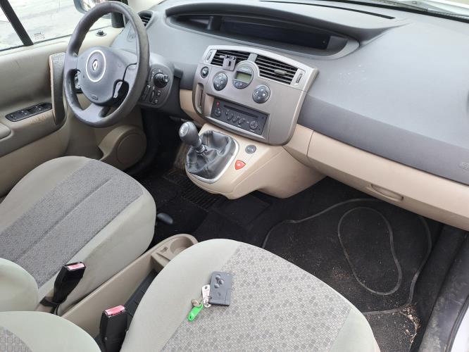 Image Capot - RENAULT GRAND SCENIC 2