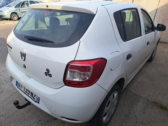 Image Pare boue avant gauche - DACIA SANDERO 2