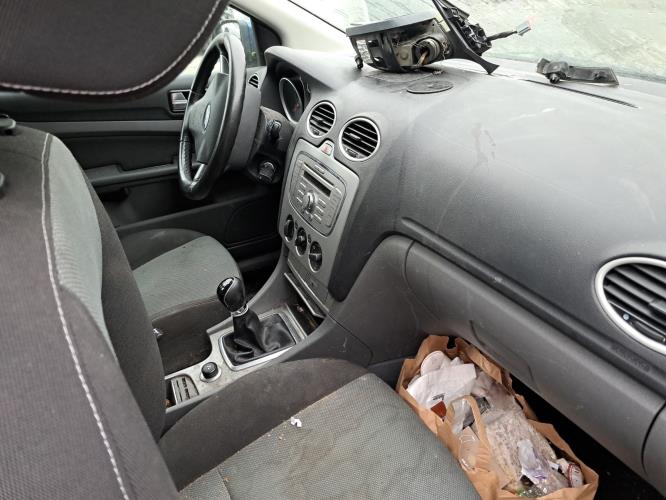 Image Feu arriere principal droit (feux) - FORD FOCUS 2