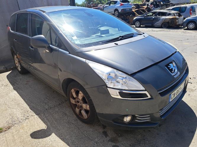 Image Feu arriere principal droit (feux) - PEUGEOT 5008 1