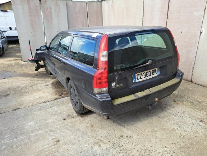 Image Malle/Hayon arriere - VOLVO V 70 1